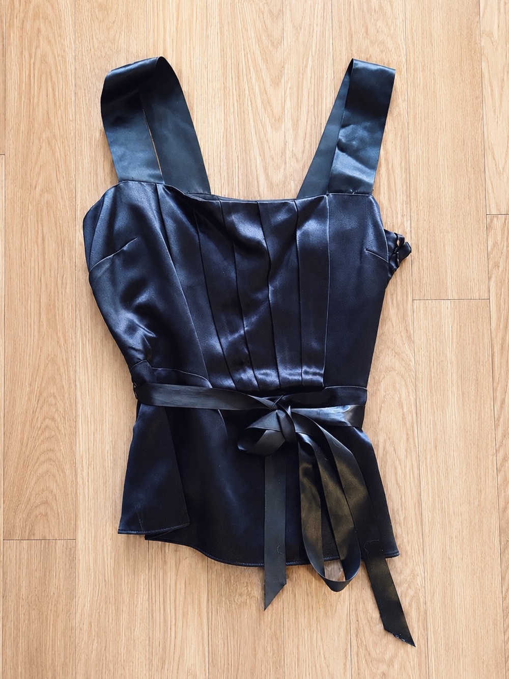 VINTAGE BANANA REPUBLIC Y2K Silk Pleated Corset-Style Multiway Tie Blouse Top